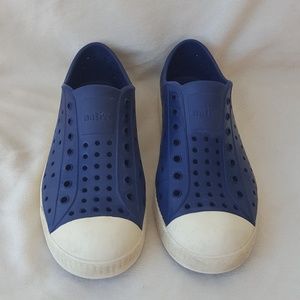 Jefferson Native Shoes Navy & White size J1